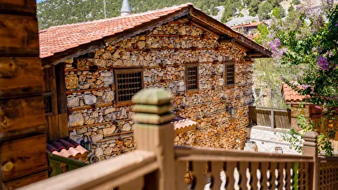 Ayşe Naz Hanım Konağı Antalya Akseki Sarıhacılar