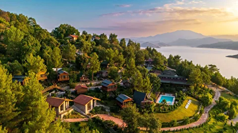 Botanik Göl Evleri Burdur Bucak Baraj Gölü
