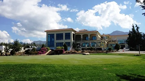 Korineum Golf Resort Girne