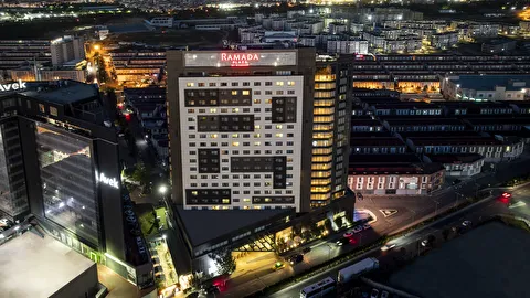 Ramada Plaza İstanbul Tekstilkent İstanbul Esenler Oruçreis Mahallesi
