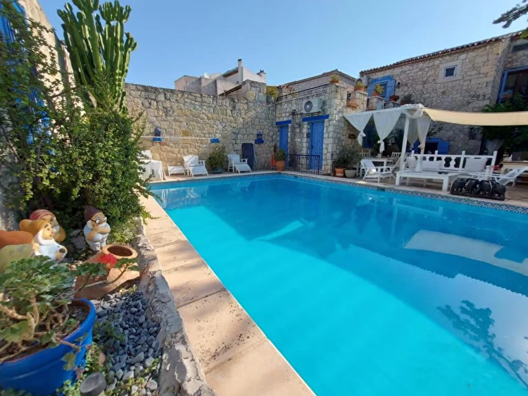 1882 Alaçatı Adults Only + 12 İzmir Çeşme Alaçatı