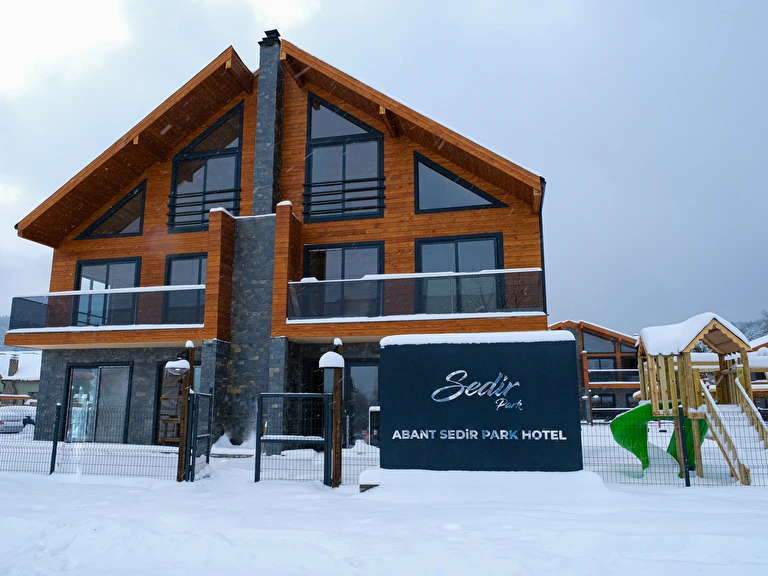 Abant Sedir Park Bolu Abant Ömerler Köyü