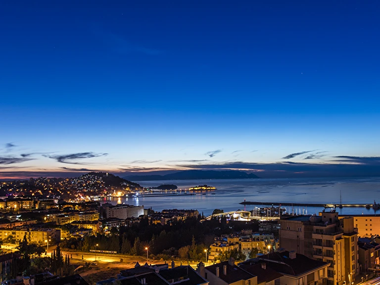 Ada Demir Otel Aydın Kuşadası Türkmen Mahallesi