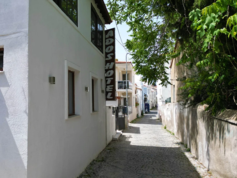 Ados Hotel İzmir Çeşme Çeşme Merkez