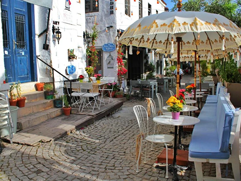 Afet Hanım Konağı İzmir Çeşme Alaçatı