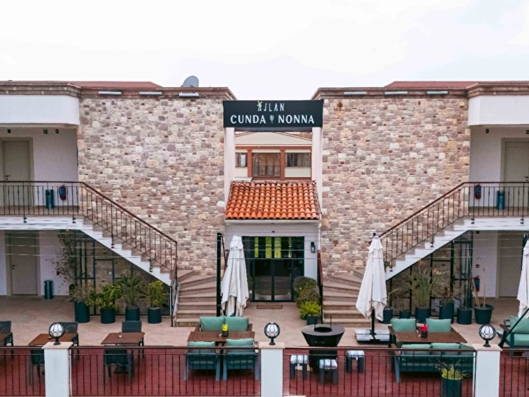 Ajlan Nonna Ajlan Nonna Balıkesir Ayvalık Cunda Adası