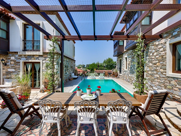 Akanthus Hotel Ephesus İzmir Selçuk Atatürk Mah.