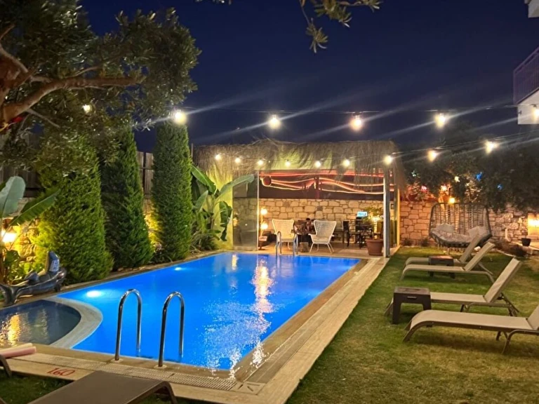 Alaçatı Viola Hotel İzmir Çeşme Alaçatı