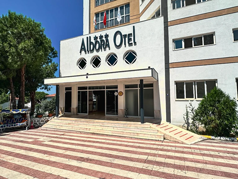 Albora Hotel Kuşadası Aydın Kuşadası Kadınlar Denizi
