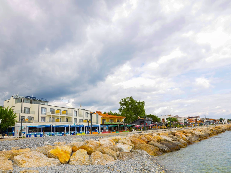 Altınoluk Otel Balıkesir Edremit İskele Mahallesi