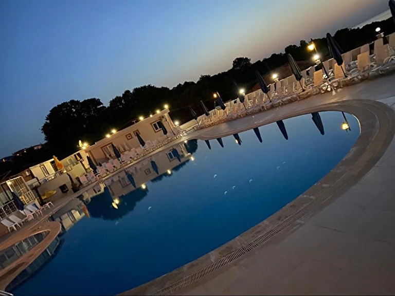 Amadeus Motel Yalova Çınarcık Cumhuriyet