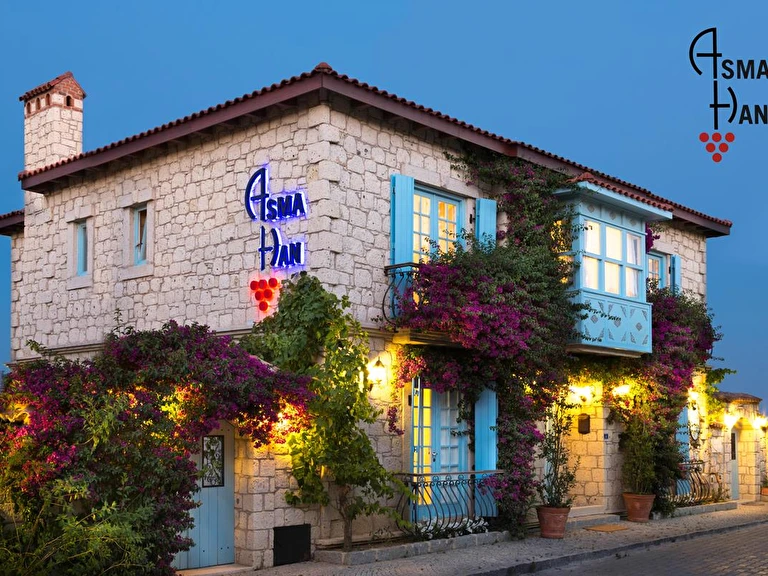 Asma Han Alaçatı İzmir Çeşme Alaçatı