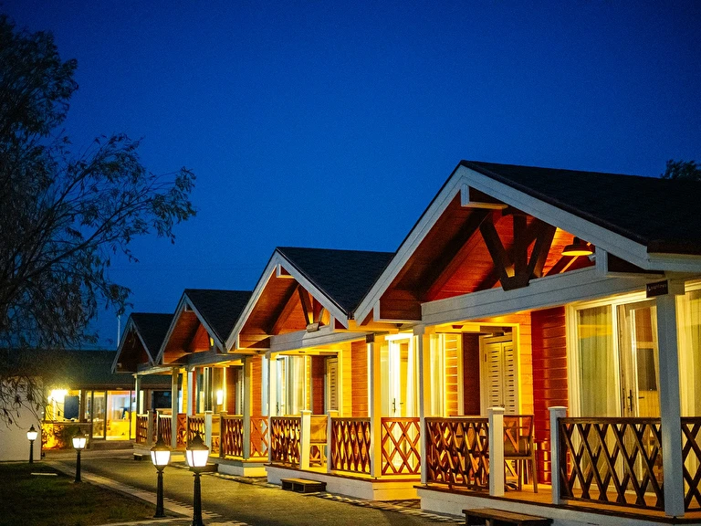 Assos Lion Beach Pansiyon Restaurant Çanakkale Ayvacık