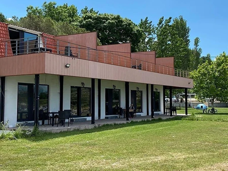 Astroia Otel Çanakkale Lapseki Sarıcaeli Köyü