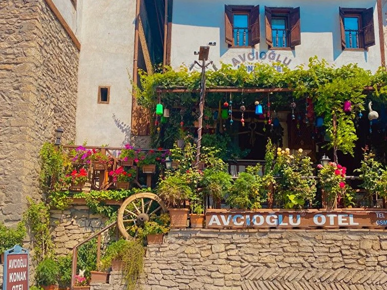 Avcıoğlu Konak Otel Karabük Safranbolu Çavuş Mah.