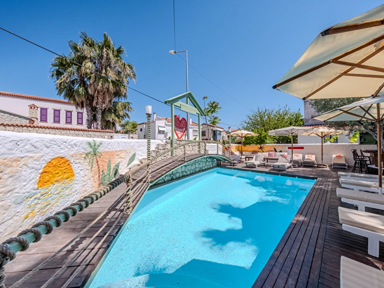 B House Alaçatı İzmir Çeşme Alaçatı