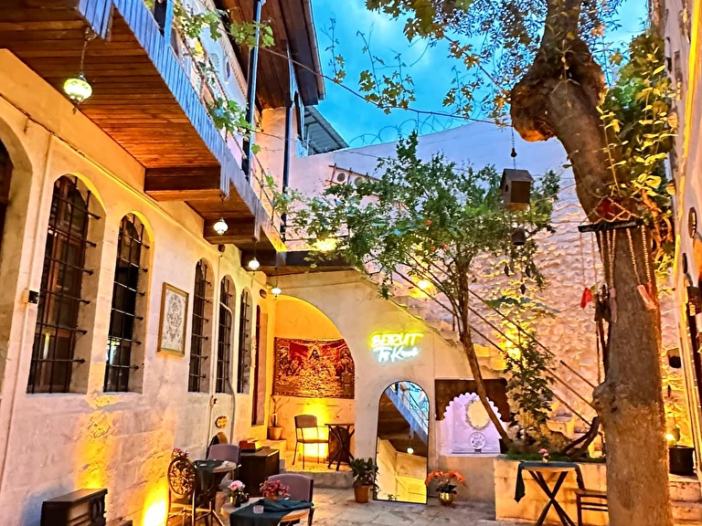 Beirut Butik Otel Şanlıurfa Eyyübiye Kurtuluş Mahallesi