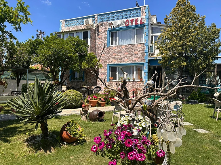 Bonjourla otel İzmir Urla Çeşmealtı