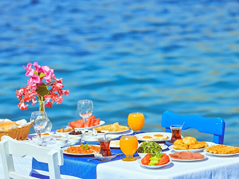 Bozburun Anfora Pansiyon Muğla Marmaris Bozburun