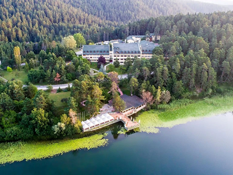 Büyük Abant Oteli Bolu Abant Abant Göl Kenarı