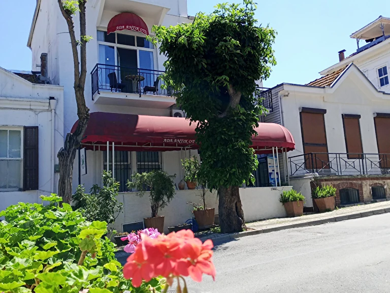 Büyükada Antik Otel İstanbul Adalar Büyükada
