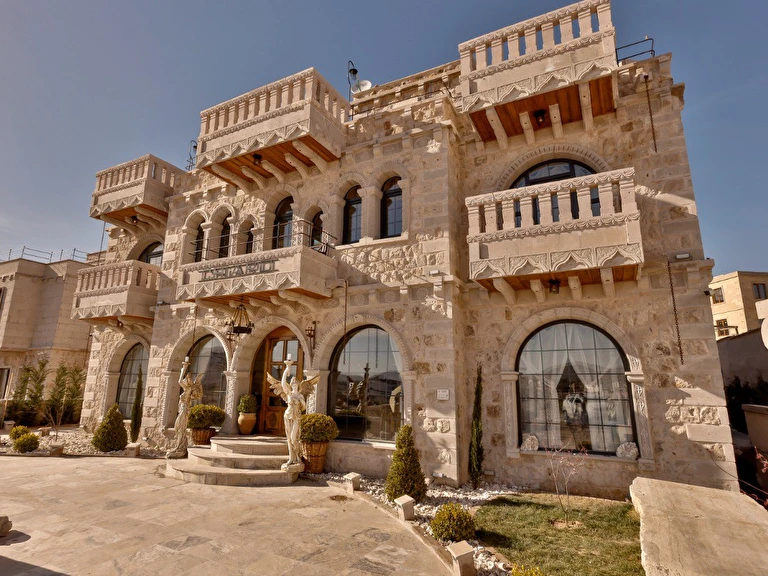 Cappadocia Chiaro Nevşehir Kapadokya Uçhisar