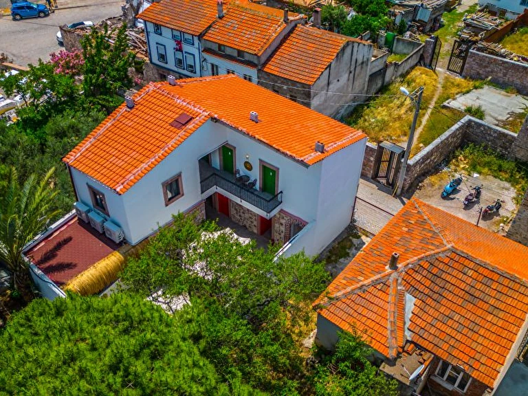 Carnaby Pansiyon Balıkesir Ayvalık Küçükköy Mahallesi