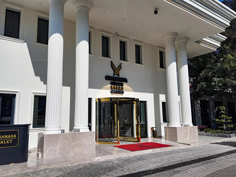 Chamada Gırne Otel & Casıno & Spa Girne