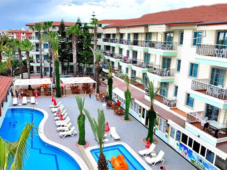 Çınar Family Suite Hotel Antalya Side Side Merkez