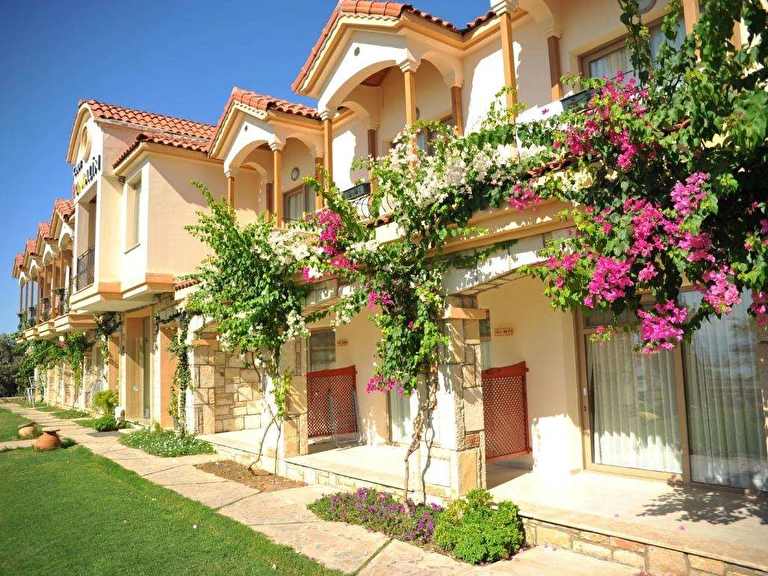 Club Pomalin Muğla Milas Ören mah.