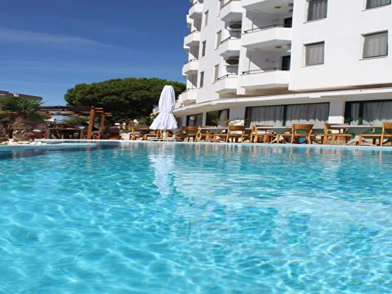 Club Ürgenç Hotel Sarımsaklı Balıkesir Ayvalık Sarımsaklı