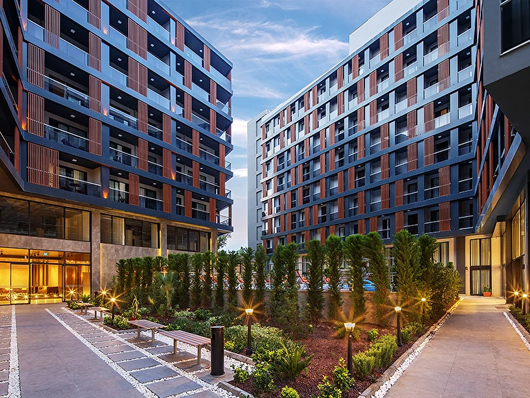 Coordinat Suits İzmir Bornova Erzene Mahallesi