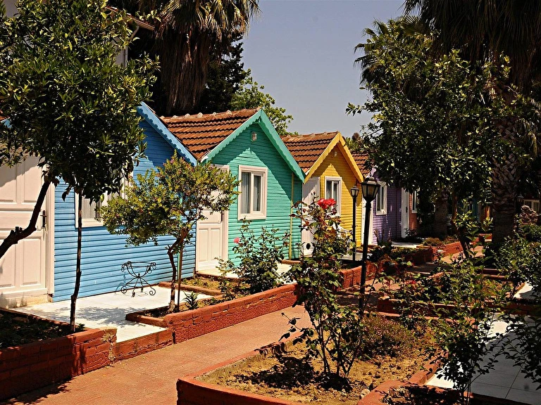 Cuba Beach Pansiyon Antalya Side Side Merkez