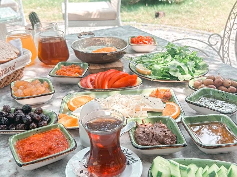 Cunda Selene Otel Balıkesir Ayvalık Cunda Adası