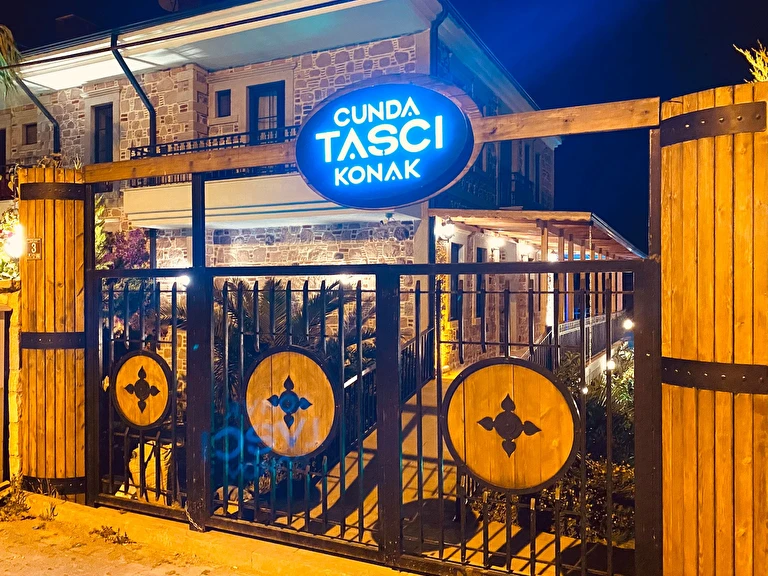 Cunda Taşçı Konak Ayvalık Balıkesir Ayvalık Cunda Adası