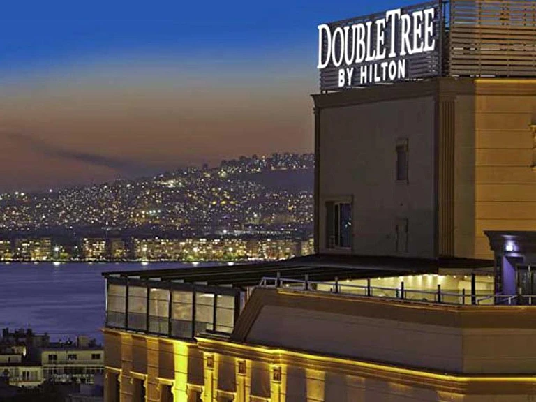 DoubleTree by Hilton İzmir Alsancak İzmir Konak Alsancak