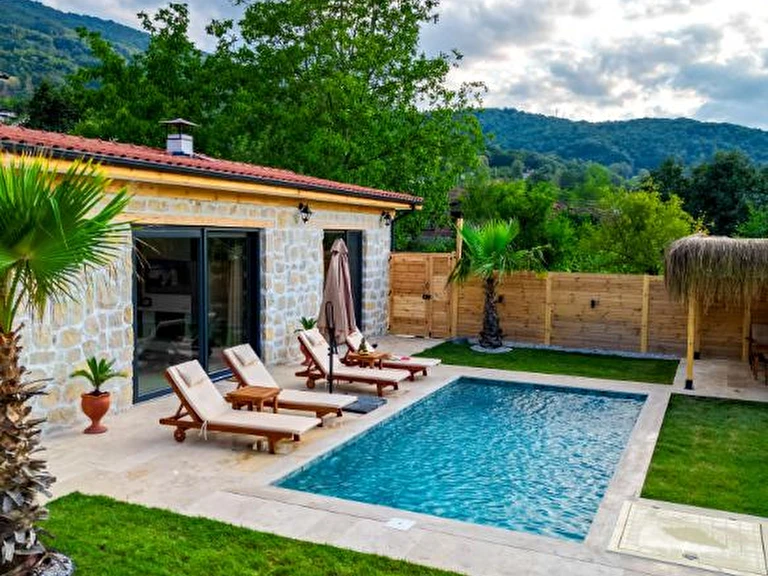 Dut Sapanca Sakarya Sapanca Yanık Mahallesi