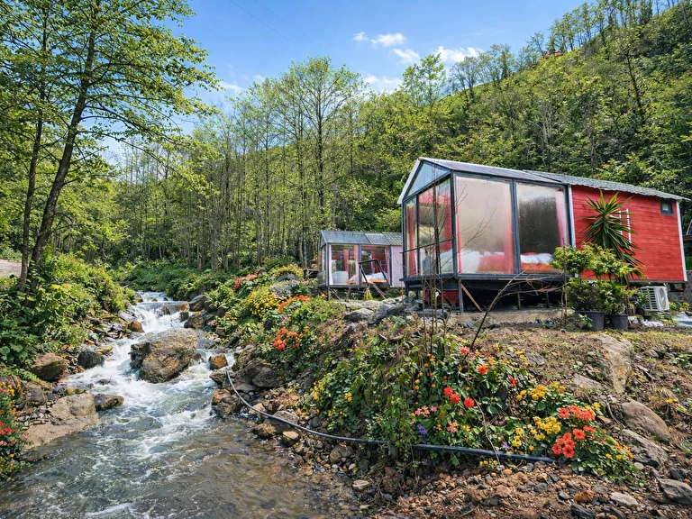 Eça Bungalow Rize Çamlıhemşin Çayırdüzü Mevkii