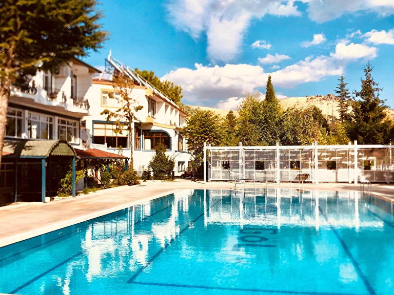 Elazığ Mavi Göl Otel Elazığ Mavi Göl Otel Elazığ Sivrice Sanayi Mahallesi
