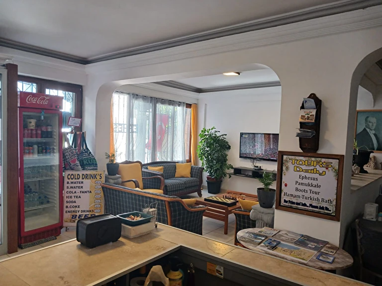 Ephesian Guest House Aydın Kuşadası Aslanlar Caddesi