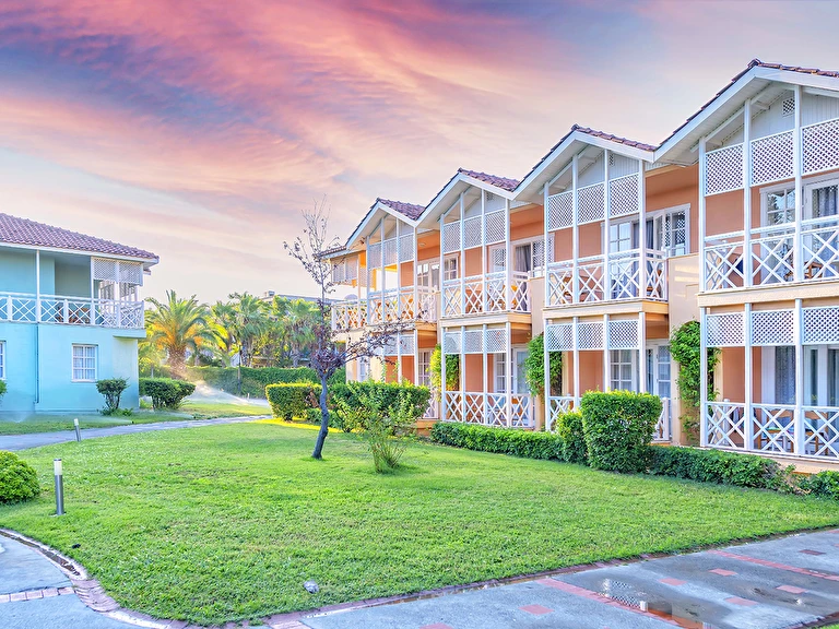 Euphoria Palm Beach Resort Antalya Side Kızılağaç