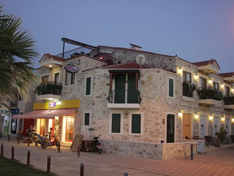 Foçamor Otel İzmir Foça Fevzi Çakmak