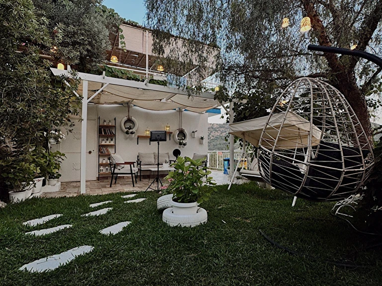 Gölge Pansiyon Muğla Datça Mesudiye