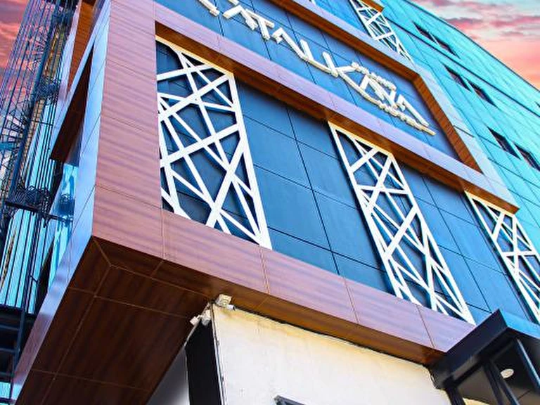 Grand Çatalkaya Erzurum Yakutiye Kazım Karabekir Paşa Mahallesi