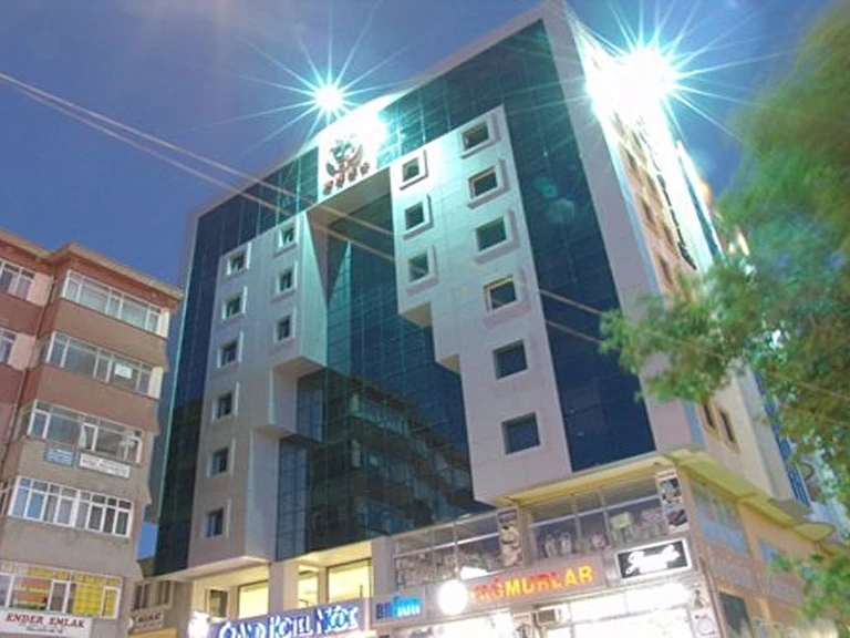 Grand Hotel Niğde Niğde Niğde Merkez Ahi Paşa Cd.