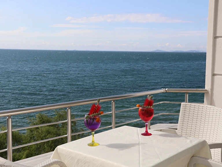 Grand Koru Otel Beach Yalova Çınarcık Cumhuriyet