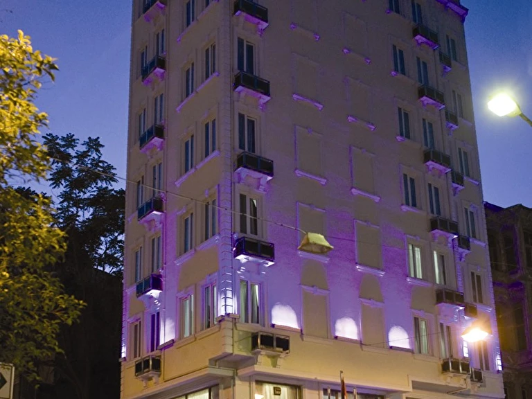 Grand Liza Hotel İstanbul Fatih Kumkapı
