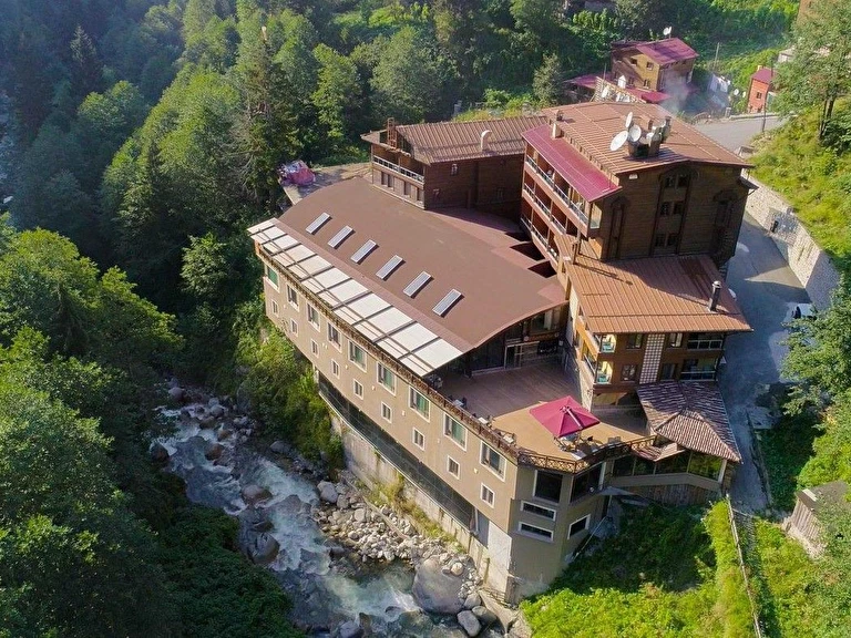 Haşimoğlu Otel & Spa Rize Çamlıhemşin Ayder Yaylası