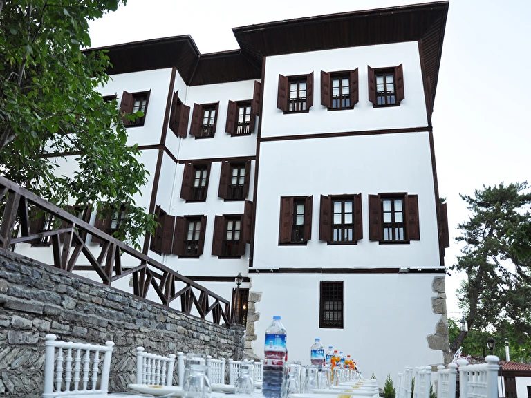 Havuzlu Asmazlar Konağı Karabük Safranbolu Hacıhalil Mahallesi