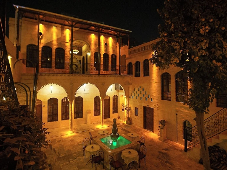 Hayatlı Konak Şanlıurfa Eyyübiye Bıçakçı